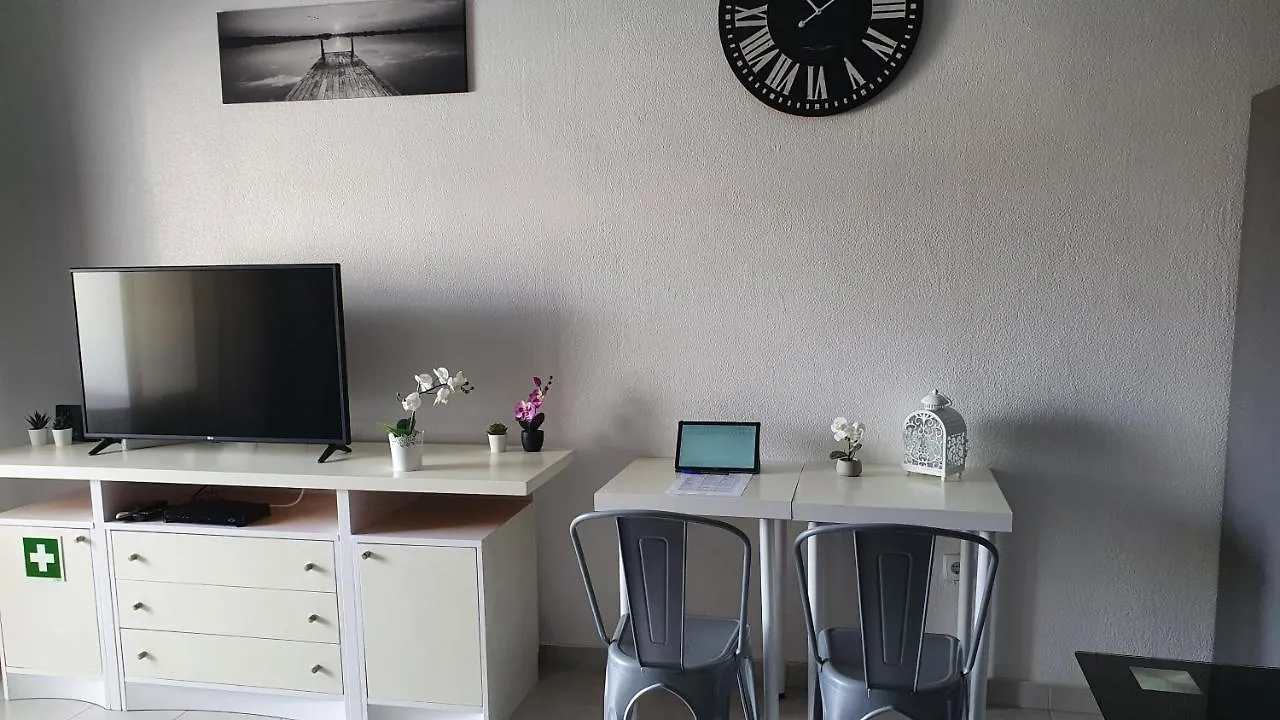 Appartement Linda Vista Mar T1, A-C, Wi-Fi, Porches
