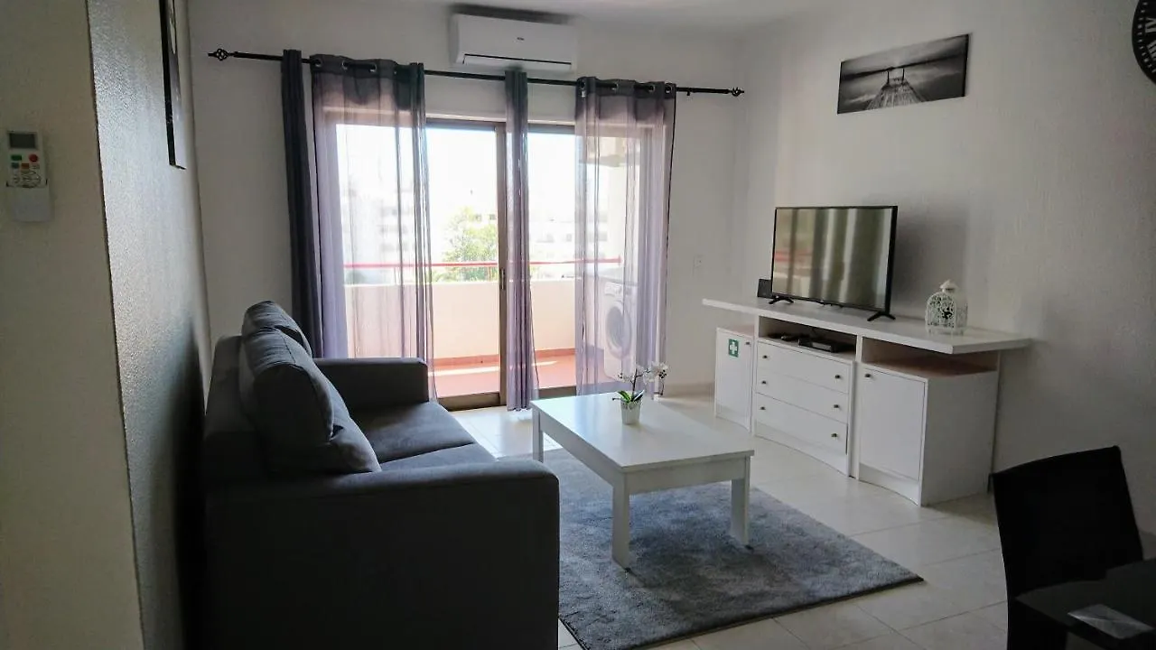 Appartement Linda Vista Mar T1, A-C, Wi-Fi, Porches 0*, Porches (Algarve)